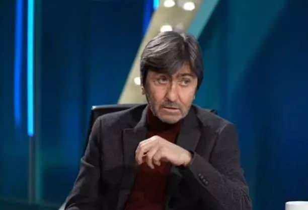 <p><strong>Leroy Sane sağlıklı da olsa hazır olmadığı i&ccedil;in oynatmayacağını d&uuml;ş&uuml;n&uuml;yorum.</strong></p>
