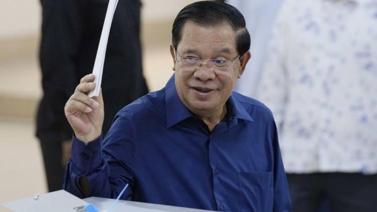 <p><span style="color:#B22222"><strong>HUN SEN (Kambo&ccedil;ya)</strong> &ndash;</span></p>

<p>6 &ccedil;ocuk (1&rsquo;i evlatlık dahil)</p>
