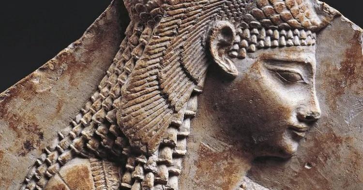 <p><span style="color:#B22222"><strong>KLEOPATRA</strong></span></p>

<p>&nbsp;</p>
