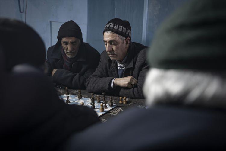 <p>Hem zihni din&ccedil; tutan hem de insanları bir araya getiren bu buluşmalar, Erzurum'da g&ouml;renlerin ilgisini &ccedil;ekiyor.</p>
