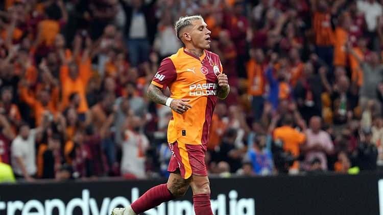 <p>2022 yılından beri S&uuml;per Lig takımlarından Galatasaray'da forma giyen Uruguaylı orta saha yıldızı Lucas Torreira, son d&ouml;nemlerde Brezilya ekibi Atletico Mineiro'ya transfer olacağı y&ouml;n&uuml;ndeki iddialarla g&uuml;ndemdeydi. Bu haber, sarı-kırmızılı taraftarları endişelendirirken Torreira'nın Galatasaray'la olan s&ouml;zleşmesinin transfere engel olduğu belirtildi.</p>
