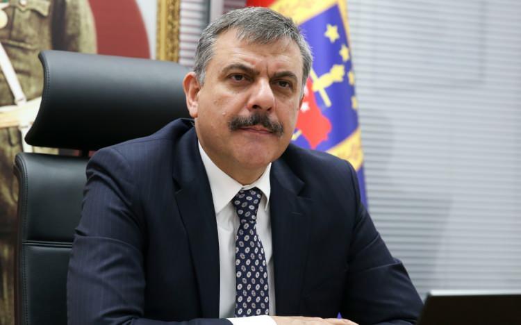 <p><span style="color:#B22222"><strong>YENİ İ&Ccedil;İŞLERİ BAKANI MUSTAFA &Ccedil;İFT&Ccedil;İ: KONYA</strong></span></p>

<p>Erzurum Valisi Mustafa &Ccedil;ift&ccedil;i, aslen Konyalı.</p>

<p>&Ccedil;ift&ccedil;i, bug&uuml;n g&ouml;revine başladı.&nbsp;</p>
