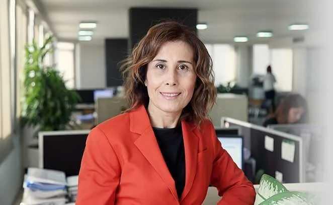 <p><strong><span style="color:rgb(178, 34, 34)">BEŞİKTAŞ BELEDİYESİ&rsquo;NDE DOLARLI VE ARA&Ccedil;LI R&Uuml;ŞVET ZİNCİRİ</span></strong></p>

<p>Sabah'tan Deniz Yusufoğlu'nun haberine g&ouml;re; Beşiktaş Belediyesi&rsquo;ndeki usuls&uuml;zl&uuml;klere de değinen Aktaş, eski Belediye Başkanı Rıza Akpolat&rsquo;ın bilgisi dahilinde, hak edişlerin &ouml;denmesi karşılığında Etiler&rsquo;de bir hastaneyi satın almaya zorlandığını iddia etti. Bu alımın ardından şirketlerine 32 milyon TL &ouml;deme yapıldığını belirten Aktaş, belediye başkan yardımcılarına y&ouml;nelik şu iddialarda bulundu:</p>
