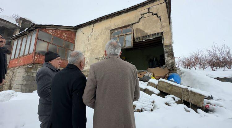 <p>Ziyaretten duyduğu memnuniyeti dile getiren Piruze Bala, <strong>"Bizi yalnız bırakmadılar. Allah devletimizden razı olsun."</strong> dedi.</p>
