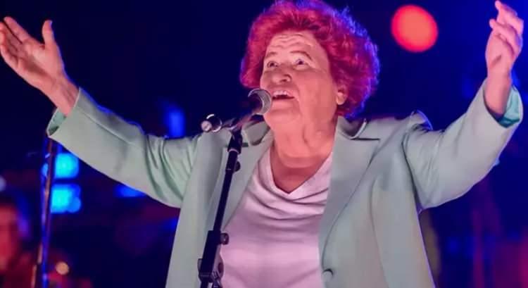 <p><strong>Usta sanat&ccedil;ı Bağcan'ın alandan ayrılmasından hemen sonra dinleyiciler ile g&uuml;venlik g&ouml;revlisi arasında arbede &ccedil;ıktı.</strong></p>
