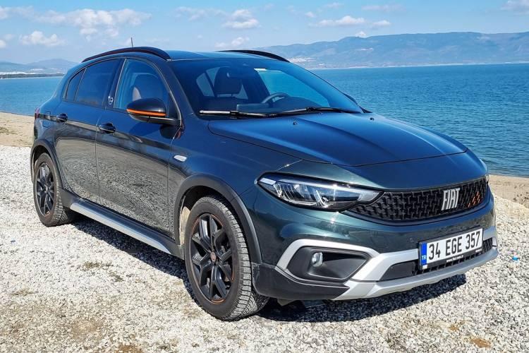 <p>15 Fiat Egea Cross 1.6 M.Jet 130 DCT 1.669.900 TL</p>
