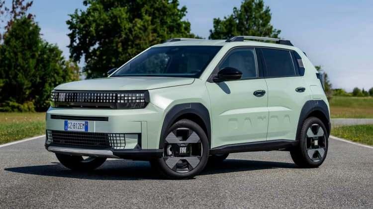 <p>10 Fiat Grande Panda La Prima Elektrikli 1.569.900 TL</p>
