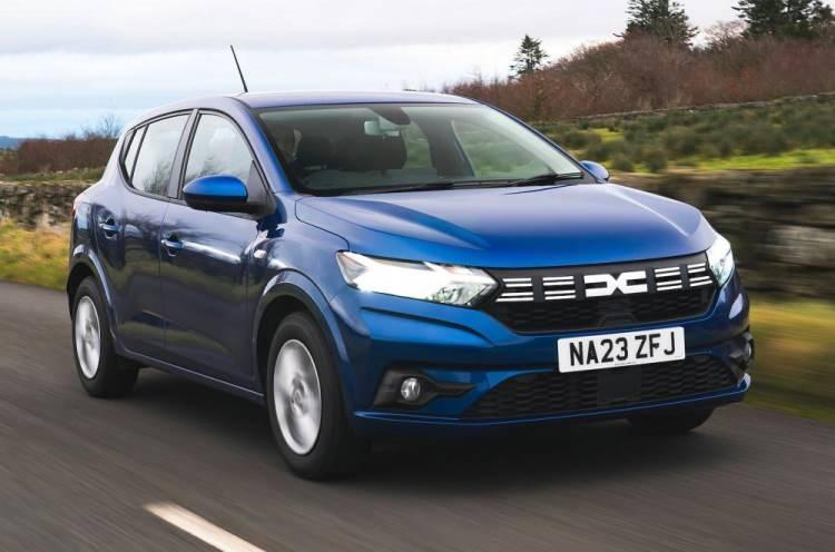 <p>1 Dacia Sandero Essential TCe 100 1.299.000 TL</p>
