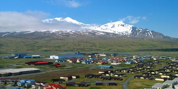 <p>ABD'nin en batıdaki yerleşimlerinden biri. 2020 sayımına g&ouml;re yaklaşık 171 kişi yaşıyor. Sert r&uuml;zgarlarıyla biliniyor.</p>
