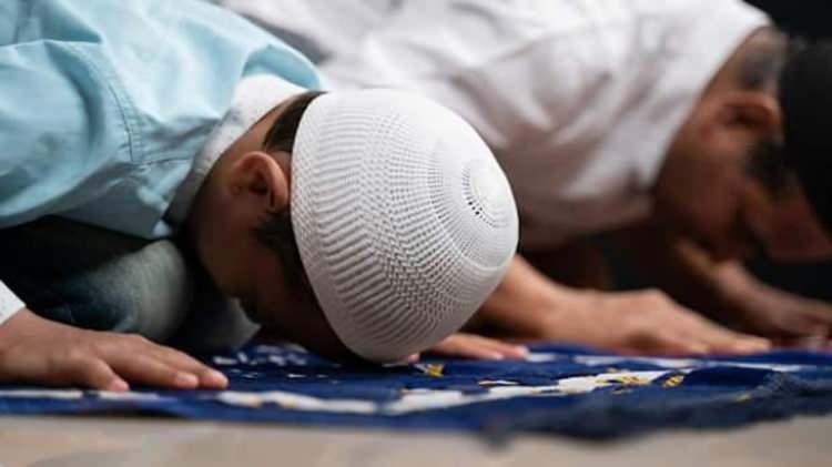 <p><strong>HAKKARİ İMSAK VAKTİ</strong></p>

<p>Hakkari sahur saati: 05:23</p>

<p>Hakkari iftar saati: 17:55</p>

<p>Hakkari teravih saati: 19:10</p>
