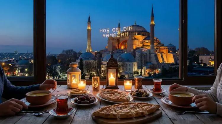 <p><strong>Ramazan ayında oru&ccedil; tutarken en sık karşılaşılan rahatsızlıklardan bir tanesi baş ağrısıdır.</strong></p>
