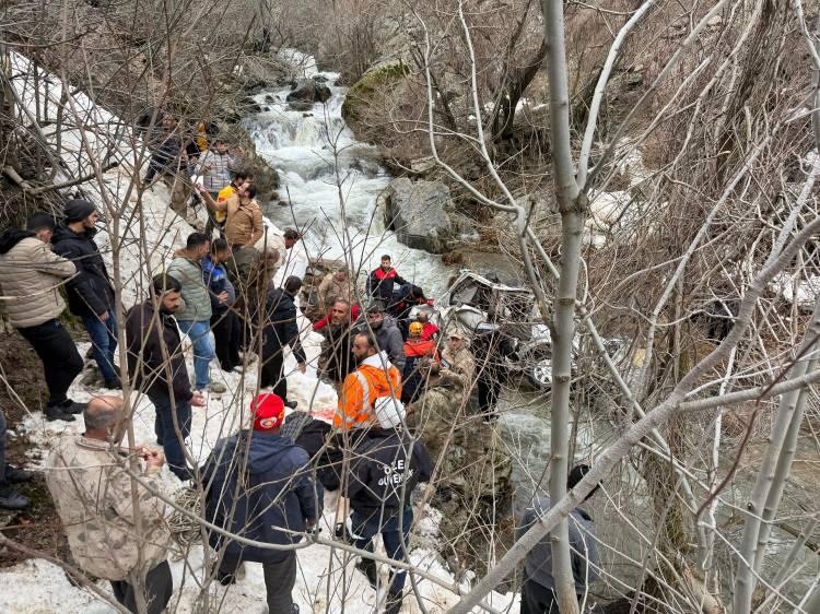 Bitlis'ten kahreden haber: &Ccedil;ok sayıda &ouml;l&uuml; ve yaralı var!