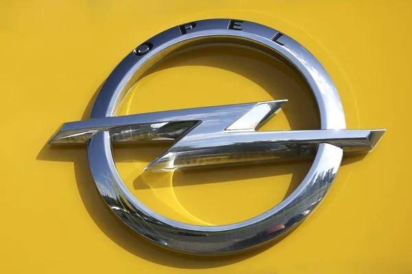 <p><span style="color:#B22222"><strong>OPEL</strong></span></p>
