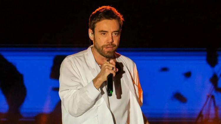 <p><span style="color:#B22222"><strong>HAYATIMIN Hİ&Ccedil;BİR D&Ouml;NEMİNDE KULLANMADIM</strong></span></p>

<p>Murat Dalkılı&ccedil; ise aylık gelirini 250-300 bin TL olarak a&ccedil;ıkladı.</p>

<p>"Hayatımın hi&ccedil;bir d&ouml;neminde asla uyuşturucu madde kullanmadım. Uyuşturucu ile ilişkim olmaz. Yurt dışında da kullanmadım." diyen Dalkılı&ccedil;, gizli tanık beyanlarını kabul etmedi.</p>
