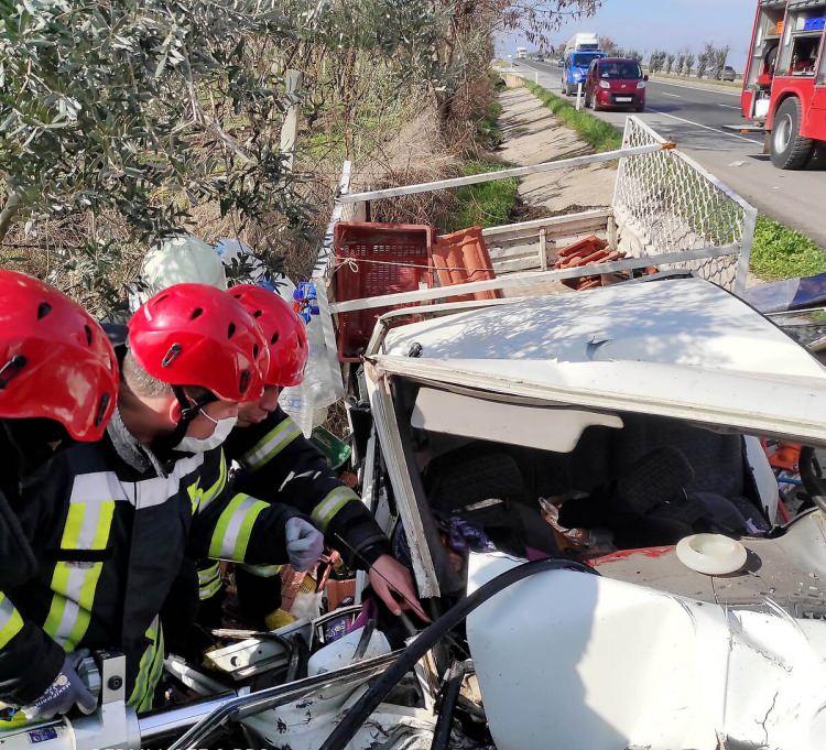 <p>Hasara ilişkin başvurular ara&ccedil; sahibi tarafından bizzat yapılacak. Komisyoncu, aracı gibi kişiler vekaleten işlem y&uuml;r&uuml;temeyecek ve yasa dışı oluşan bu sekt&ouml;r de ortadan kalkmış olacak.</p>
