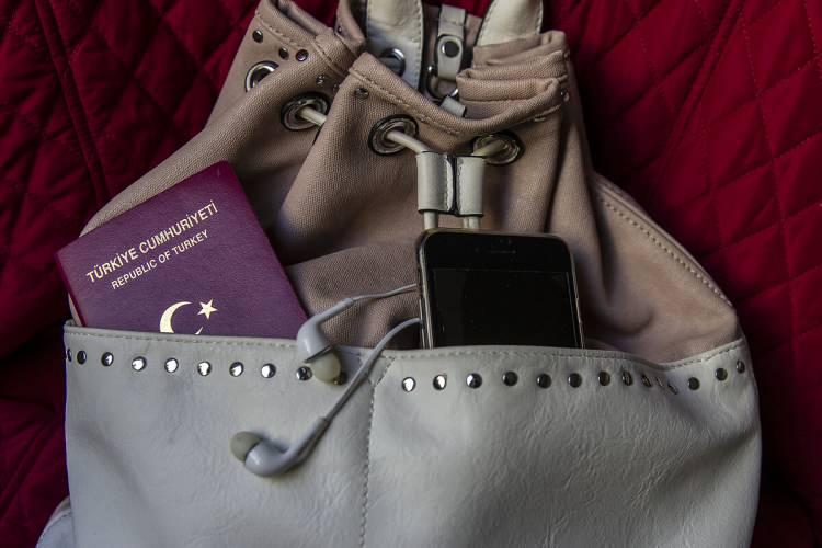 <p>&Ouml;zellikle 1 TL&rsquo;nin yaklaşık 18 birim karşılık bulduğu b&ouml;lgeler, tatilcilerin konaklama ve ulaşım maliyetlerini minimize etmesine imkan tanıyor.</p>

<p>&nbsp;</p>
