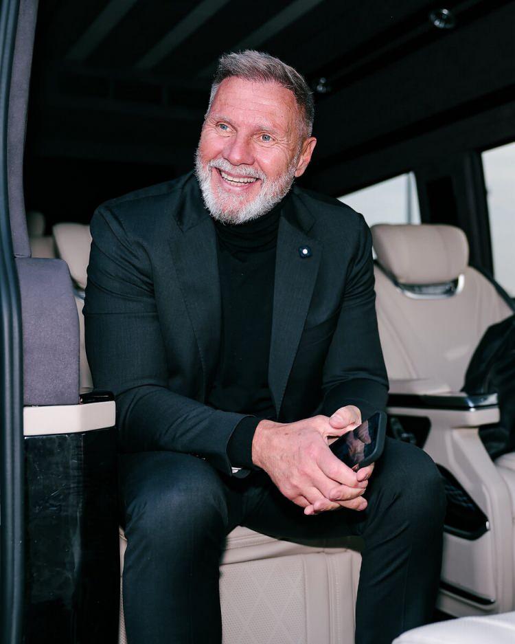 <p>"Samsunspor'un galibiyeti son derece hak edilmişti. Konuk ekip 90 dakika boyunca oyuna tamamen hakim oldu.&rdquo;</p>
