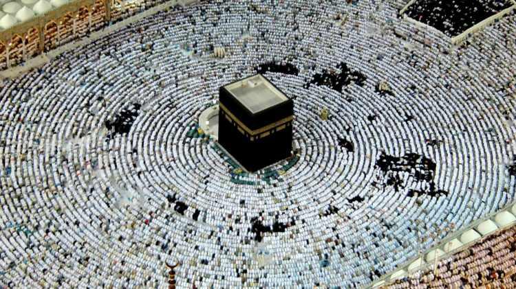 <p><strong>PEYGAMBERİMİZ RAMAZAN AYINI NASIL GE&Ccedil;İRİRDİ?</strong></p>
