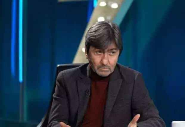 <p>&ldquo;100 milyon Euro'ya iki oyuncu. Guendouzi ve Kante. Aman aman ihtiya&ccedil; mı ikisi de? &Ouml;zellikle Kante i&ccedil;in soruyorum."</p>
