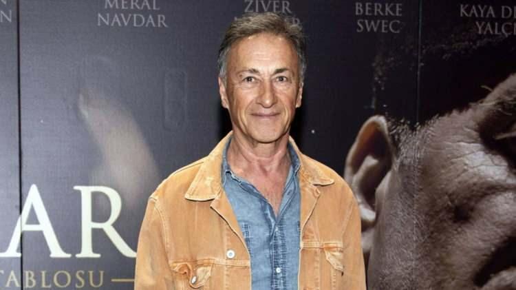 <p><span style="color:#FF0000"><strong>SAĞLIK DURUMUNA İLİŞKİN A&Ccedil;IKLAMA GELDİ</strong></span></p>

<p><strong>&Uuml;nl&uuml; sanat&ccedil;ının sağlık durumu merak konusu haline gelirken, ailesinden beklenen a&ccedil;ıklama geldi.&nbsp;</strong></p>
