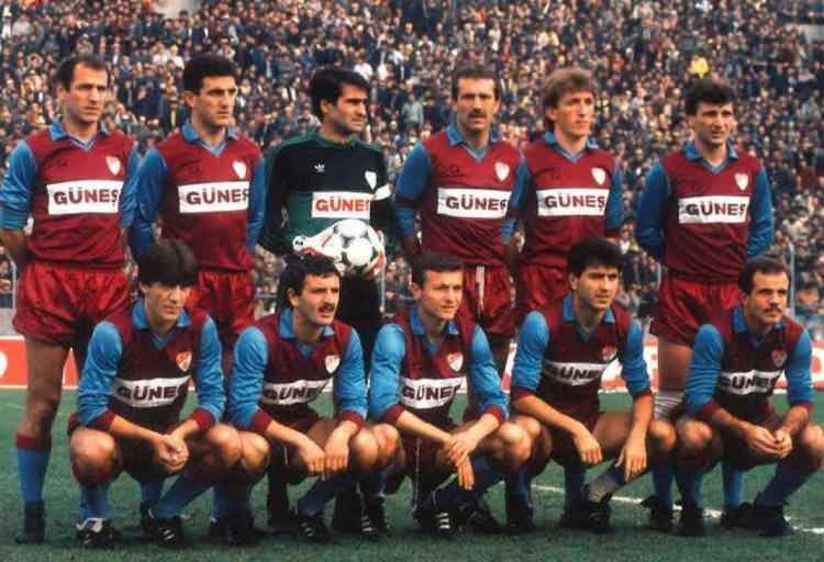 <p>4-Trabzonspor: 11 (1 S&uuml;per Lig, 6 T&uuml;rkiye Kupası, 4 S&uuml;per Kupa)</p>
