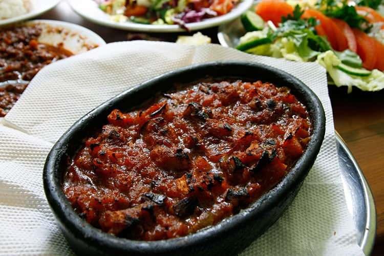 <p><span style="color:#B22222"><strong>&Ccedil;ANKIRI </strong></span></p>

<p>Yaren g&uuml;veci</p>

<p>&nbsp;</p>
