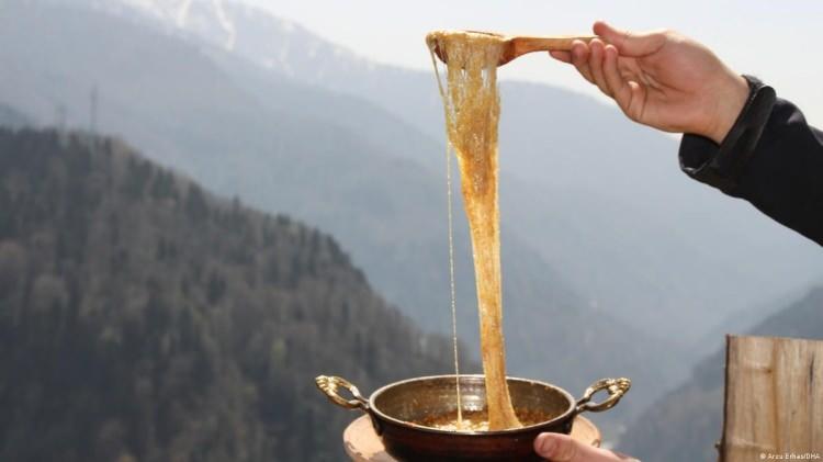 <p><span style="color:#B22222"><strong>RİZE</strong></span></p>

<p>Muhlama</p>

<p>&nbsp;</p>
