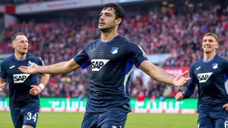 <p>Ozan, Freiburg m&uuml;sabakasının ardından K&ouml;ln filelerini de havalandırarak &uuml;st &uuml;ste 2 ma&ccedil;ta gol sevinci yaşadı ve ligdeki gol sayısını 4'e &ccedil;ıkardı.</p>
