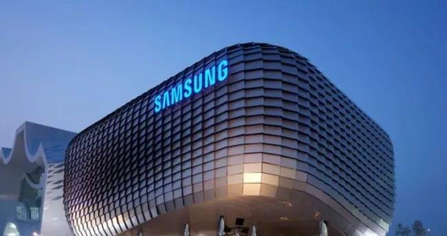 <p><strong><span style="color:#B22222">43)&nbsp; SAMSUNG</span>&nbsp; |&nbsp; 654 MİLYAR DOLAR</strong></p>
