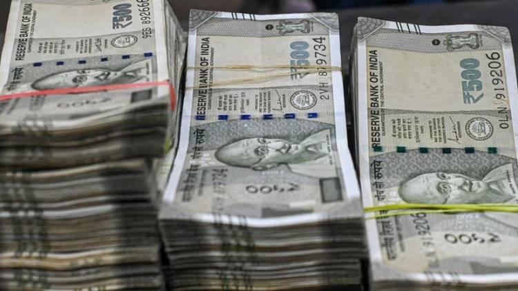 <p><strong><span style="color:#B22222">37)&nbsp; HİNDİSTAN RUPİSİ&nbsp;</span> |&nbsp; 781 MİLYAR DOLAR</strong></p>
