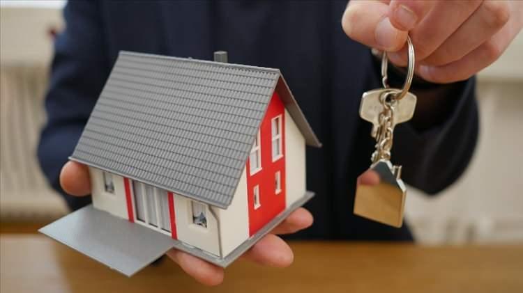 <p><strong><span style="color:#B22222">1)&nbsp; GAYRİMENKULLER&nbsp;</span> |&nbsp; 67 TRİLYON DOLAR (D&uuml;nya geneli)</strong></p>
