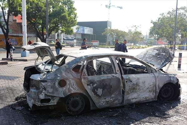 <p>Geniş &ccedil;aplı şiddet olayları, &uuml;lkenin bir&ccedil;ok eyaletinde artarak devam ediyor.</p>

<p>&nbsp;</p>
