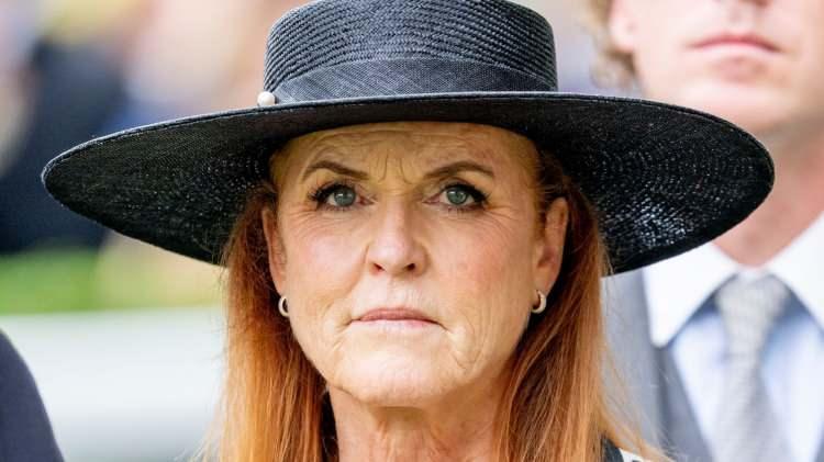 <p><strong>&Ccedil;&uuml;nk&uuml; bu klinik, &ouml;zellikle m&uuml;cadeleleri genellikle kamuoyunun g&ouml;z&uuml;ndeki bir rol&uuml;n ardında gizlenen, ruh sağlığı ve bağımlılık sorunlarıyla boğuşanlar i&ccedil;in &ouml;zel, son teknoloji &uuml;r&uuml;n&uuml; tedavileriyle tanınıyor" ifadelerini kullanmıştı.</strong></p>
