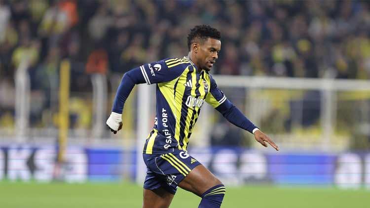<p>Sağ bek: Nelson Semedo</p>
