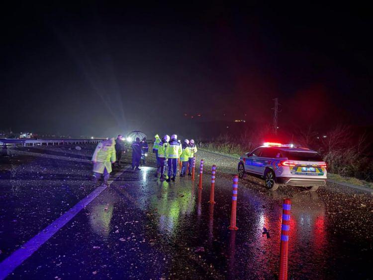 <p>T&uuml;rk Hava Kuvvetleri'ne ait F-16 savaş u&ccedil;ağı Balıkesir'de d&uuml;şt&uuml;.</p>
