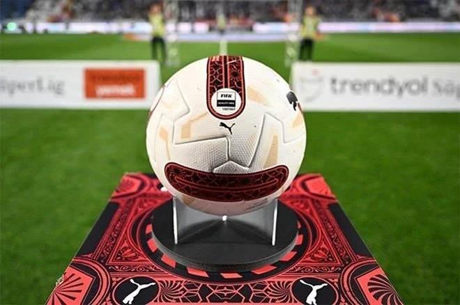 <p><strong>AVERAJ DEVREYE GİRECEK</strong></p>
