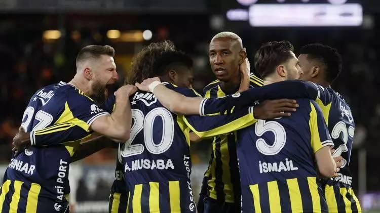 <p>2- Fenerbah&ccedil;e</p>
