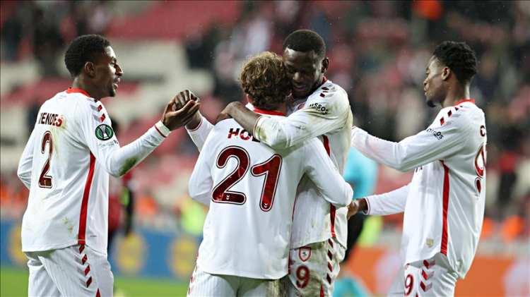 <p><strong>12 Mart | Samsunspor-Rayo Vallecano | Konferans Ligi</strong></p>
