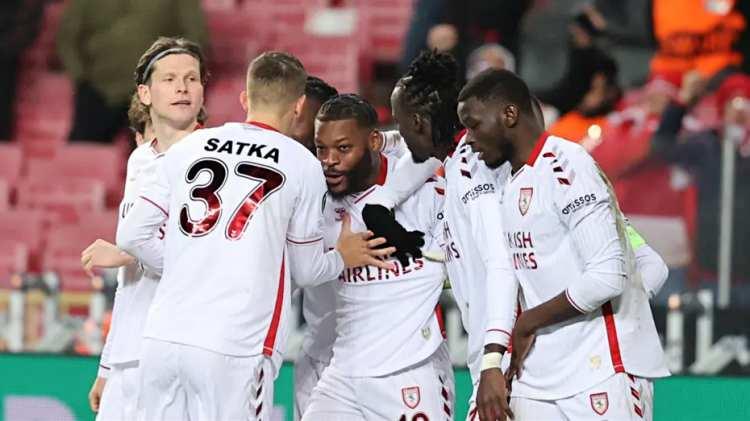 <p><strong>19 Mart | Rayo Vallecano-Samsunspor | Konferans Ligi</strong></p>
