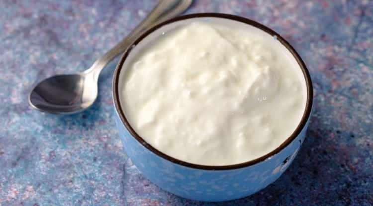 <p><strong>Bu ikilinin bir diğer &ouml;zelliği ise safra kesenini dip k&ouml;şe temizlemesinde saklı. Safra asitlerinin d&ouml;ng&uuml;s&uuml;n&uuml; d&uuml;zenleyen karışım, karaciğerin safra &uuml;retimi sağlıyor ve kesede taş oluşma riskini &ouml;nl&uuml;yor.</strong></p>
