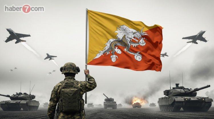 <p><span style="color:#B22222"><strong>1)&nbsp; BHUTAN&nbsp; </strong></span><strong>|&nbsp; G&uuml;ney Asya &uuml;lkesi</strong></p>

<p>&nbsp;</p>

<p>D&uuml;zenli ordu yok, savunma kabiliyeti temel polis ve g&uuml;venlik g&uuml;&ccedil;leri ile sınırlı; herhangi bir b&uuml;y&uuml;k savaşta lojistik ve komuta zinciri hemen &ccedil;&ouml;kebilir.</p>
