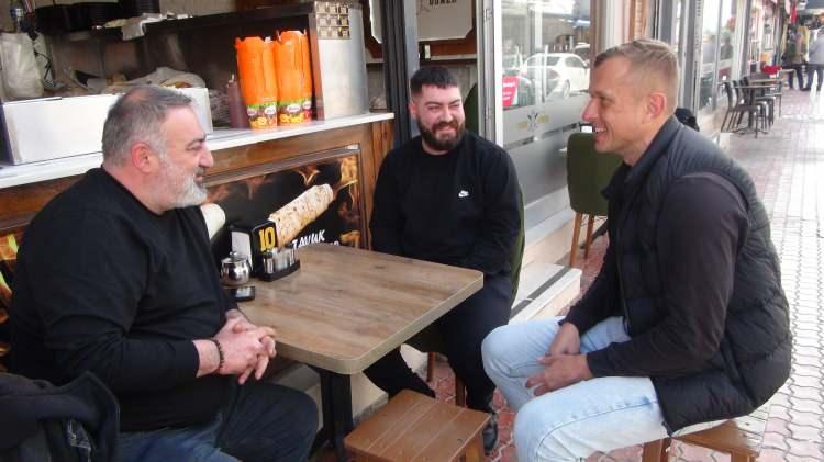 Rus Nikolai, M&uuml;sl&uuml;man değil ama her g&uuml;n oru&ccedil; tutuyor