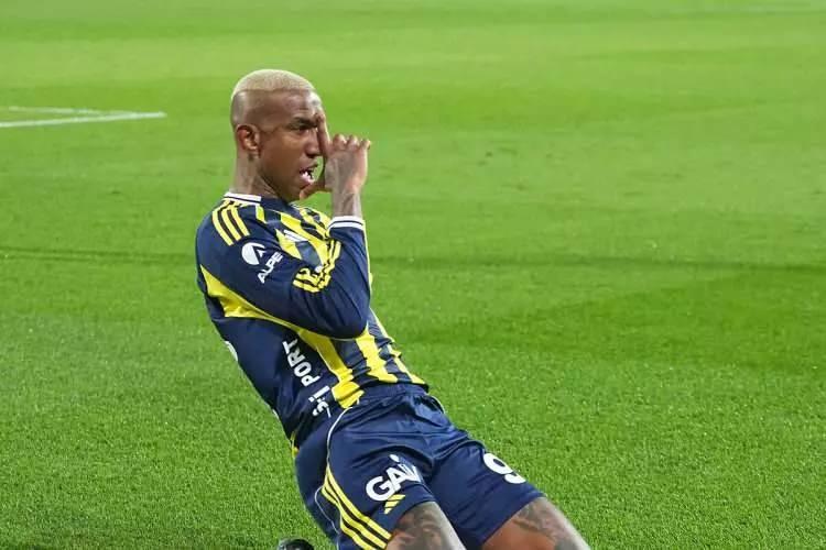 <p>4- Anderson Talisca | Fenerbah&ccedil;e | 23 ma&ccedil; - 13 gol</p>
