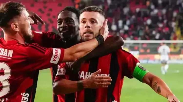 <p>8- Alexandru Maxim | Gaziantep FK | 22 ma&ccedil; - 7 asist</p>
