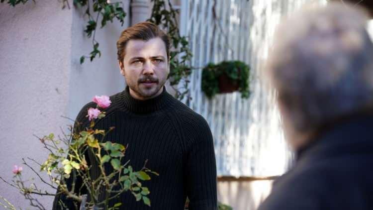 <p><strong>"S&ouml;z", "Teşkilat" ve "Baba" gibi birbirinden başarılı yapımlarda rol alan &uuml;nl&uuml; oyuncu Tolga Sarıtaş, sosyal medya hesabından duygusal bir paylaşımda bulundu.</strong></p>
