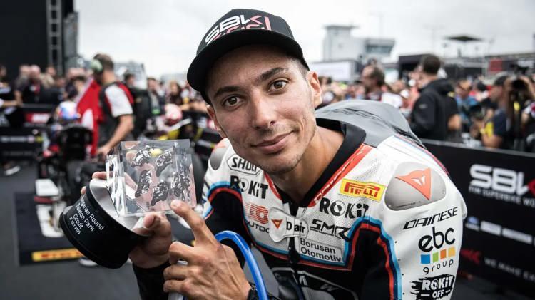 <p>Toprak, 2026 sezonunda 27 Şubat'tan itibaren MotoGP'de Pramac Yamaha takımı adına Antalya'nın plaka numarası 07 ile yarışacak.</p>
