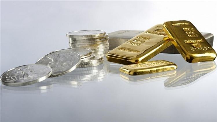 Trump ulusa seslendi, altın ve g&uuml;m&uuml;ş harekete ge&ccedil;ti!