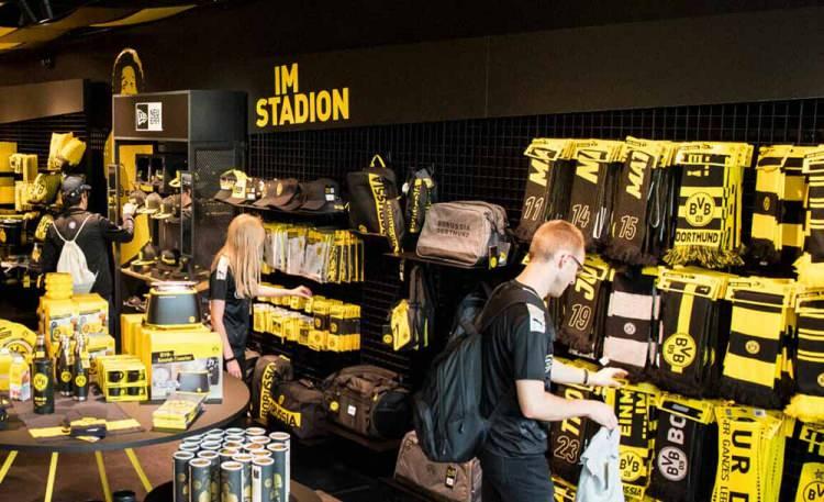 <p>14-Borussia Dortmund (63 milyon euro)</p>
