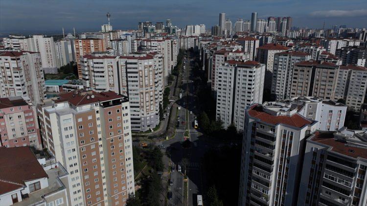 <p>Toplam 10 mahallesiyle 422 bin 988 kişilik n&uuml;fusa sahip Beylikd&uuml;z&uuml;'nde, yaklaşık 4 kişiden biri Adnan Kahveci Mahallesi'nde yaşıyor.</p>
