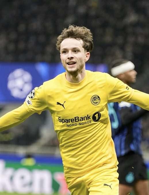 <p>* Hakon Evjen - 2,5 milyon euro</p>
